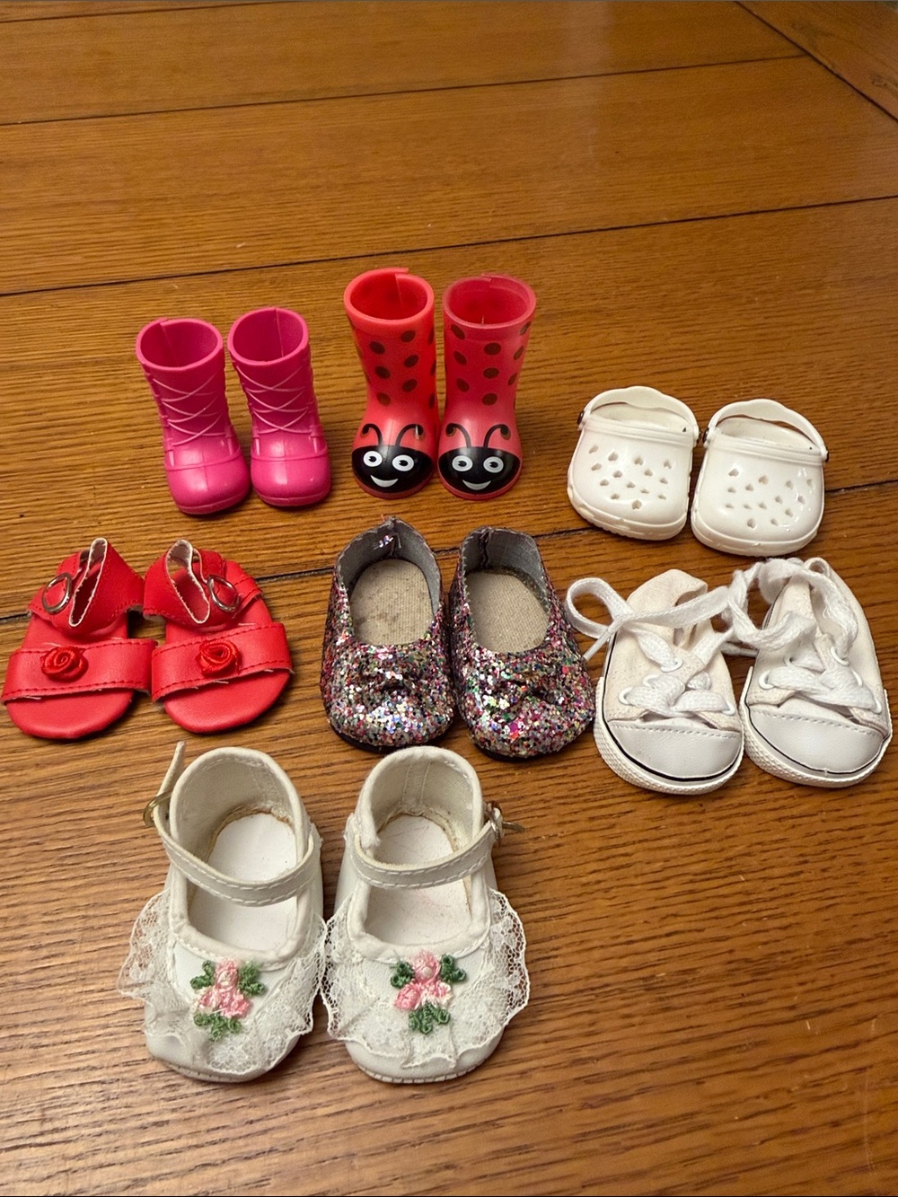 Doll Shoes